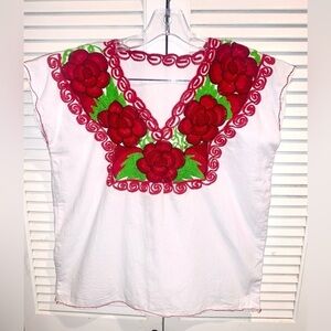 Embroidered Floral Women's Blouse - Red and Green